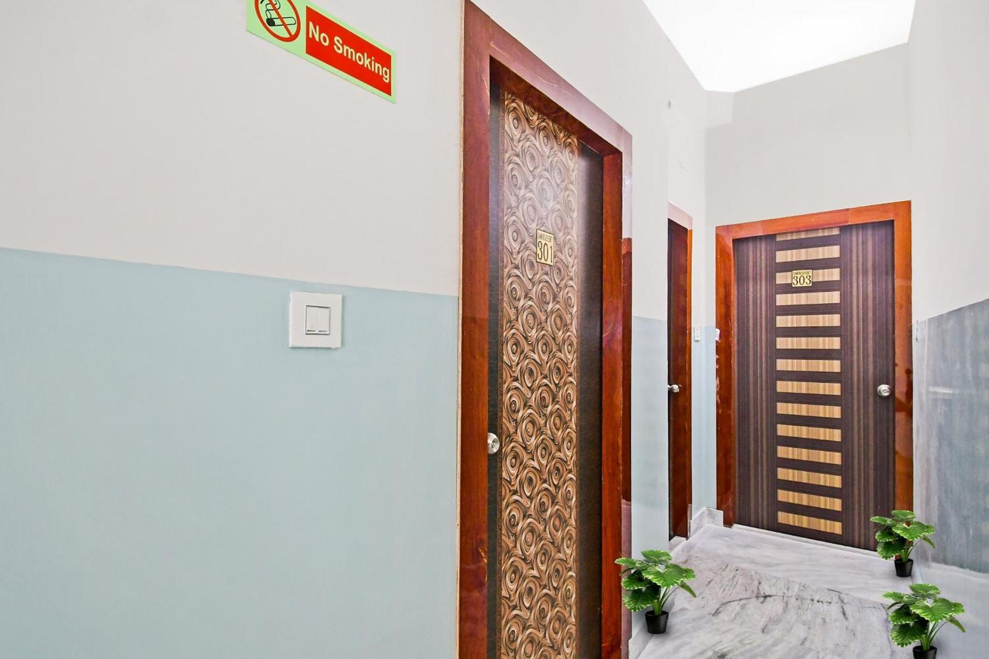 Hotel O Diamond Regency Near Birla Mandir Kolkata Ngoại thất bức ảnh